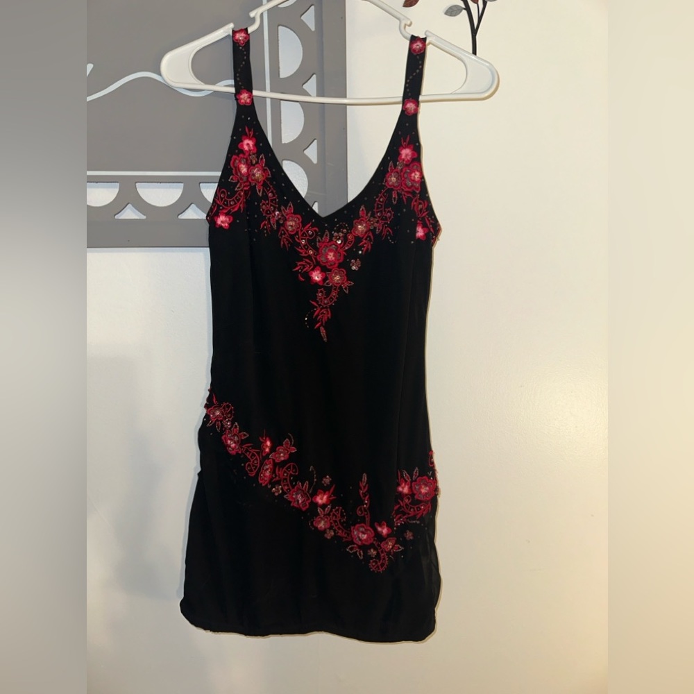 Black & red dress